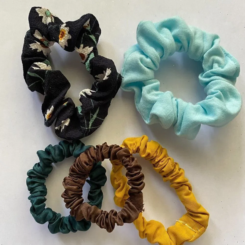 Set of 5 Scrunchies - Navy Floral Mustard